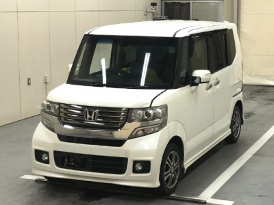HONDA N BOX CUSTOM