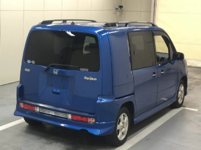 HONDA MOBILIO SPIKE