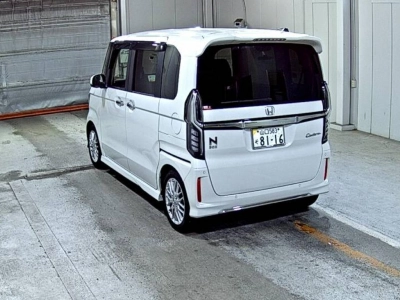 HONDA N BOX CUSTOM