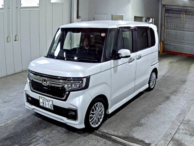 HONDA N BOX CUSTOM