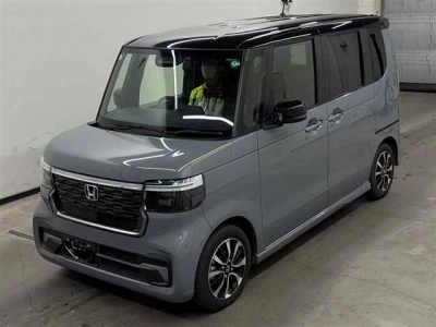 HONDA N BOX CUSTOM