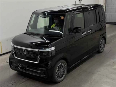 HONDA N BOX CUSTOM