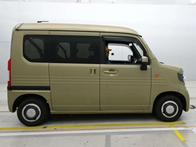 HONDA N-VAN