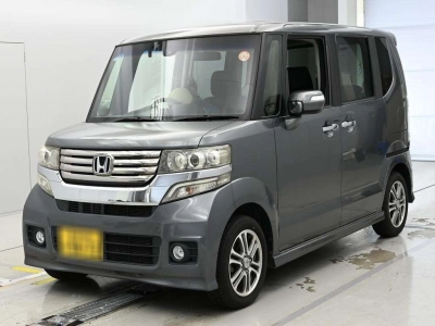 HONDA N BOX CUSTOM