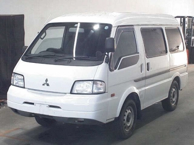 MITSUBISHI DELICA VAN