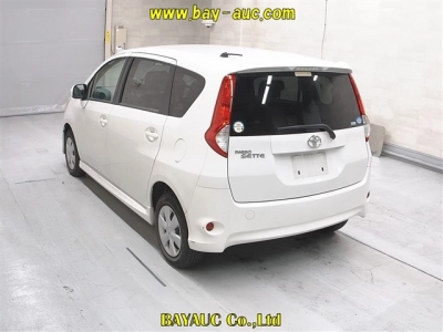 TOYOTA PASSO SETTE