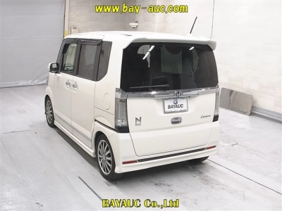 HONDA N BOX CUSTOM