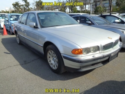BMW 7 SERIES