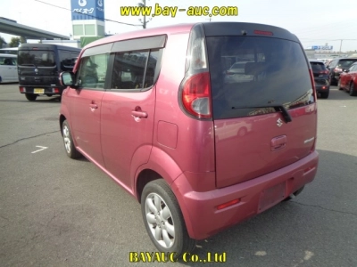 SUZUKI MRWAGON