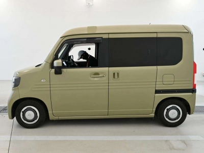 HONDA N-VAN