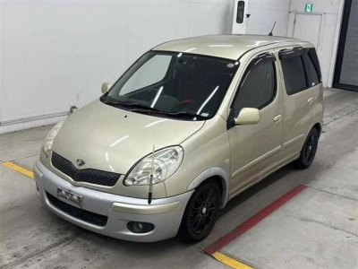TOYOTA FUN CARGO