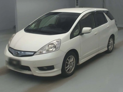 HONDA FIT SHUTTLE HYBRID