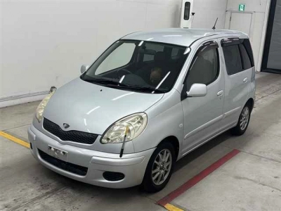 TOYOTA FUN CARGO
