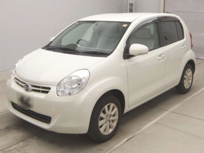 DAIHATSU BOON