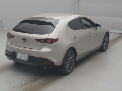 MAZDA MAZDA3 FASTBACK