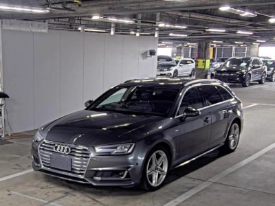 AUDI A4 AVANTE