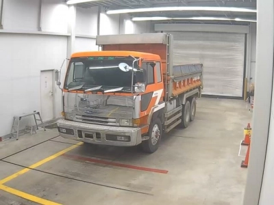 MITSUBISHI FUSO
