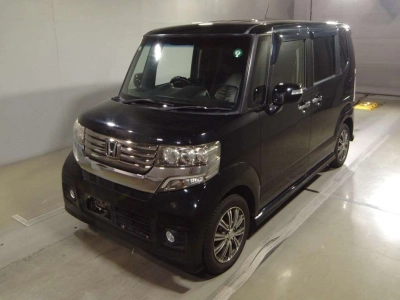 HONDA N BOX CUSTOM