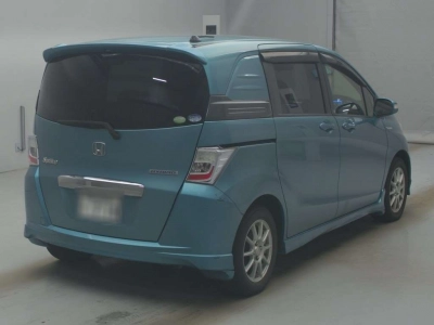 HONDA FREED SPIKE HYBRID