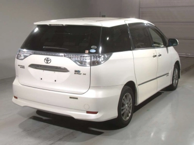 TOYOTA ESTIMA HYBRID