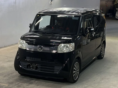 HONDA N-BOX SLASH
