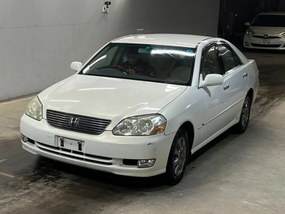 TOYOTA MARK II