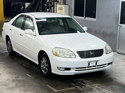 TOYOTA MARK II