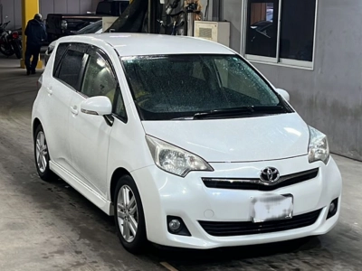 TOYOTA RACTIS