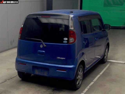 SUZUKI MRWAGON