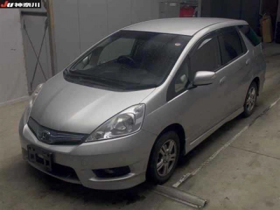 HONDA FIT SHUTTLE