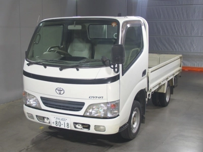 TOYOTA DYNA TRUCK
