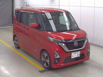NISSAN ROOX