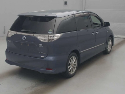 TOYOTA ESTIMA HYBRID