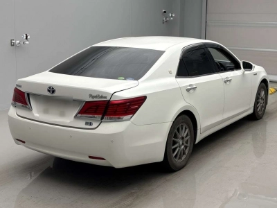 TOYOTA CROWN HYBRID