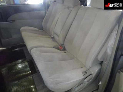 TOYOTA ESTIMA HYBRID