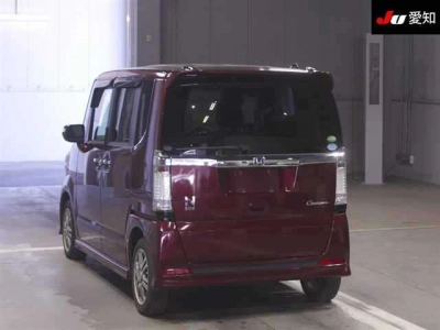 HONDA N BOX CUSTOM