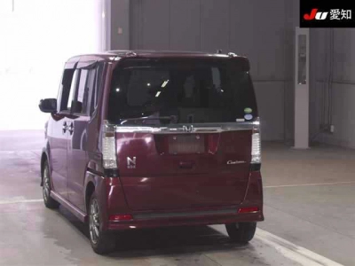 HONDA N BOX CUSTOM