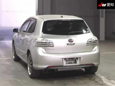 TOYOTA BLADE