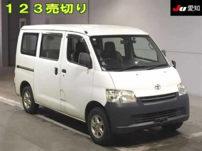 TOYOTA LITE ACE VAN