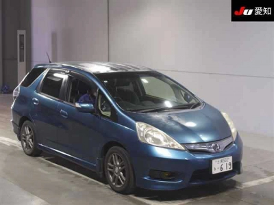 HONDA FIT SHUTTLE