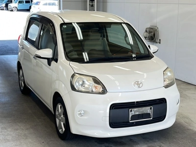 TOYOTA PORTE