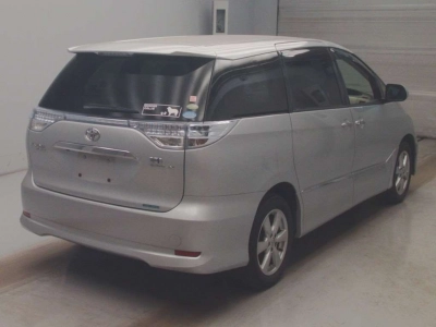 TOYOTA ESTIMA HYBRID