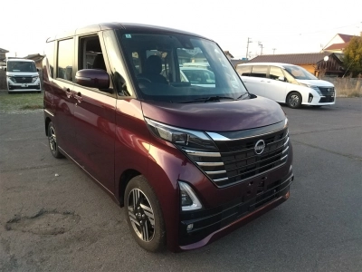 NISSAN ROOX