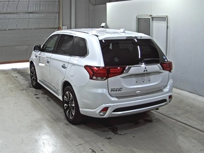 MITSUBISHI OUTLANDER PHEV