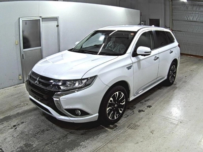 MITSUBISHI OUTLANDER PHEV