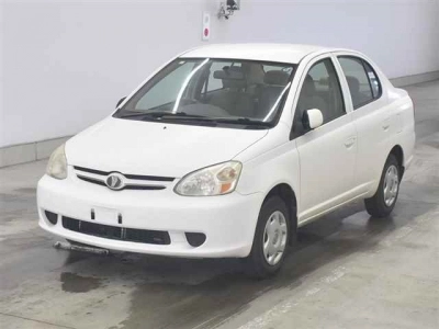 TOYOTA PLATZ