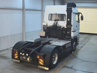 MITSUBISHI FUSO