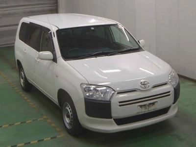 TOYOTA SUCCEED VAN
