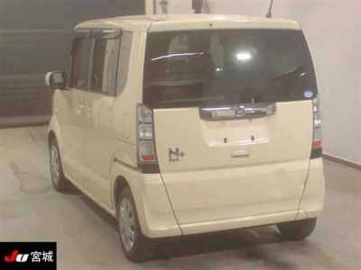 HONDA N BOX +