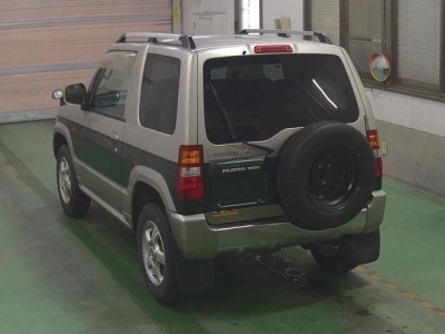 MITSUBISHI PAJERO MINI